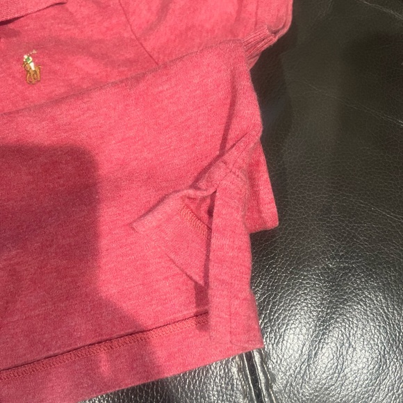 Boys polo short sleeve shirt. Collar shirt with two bottoms on the front neck. - Picture 4 of 5